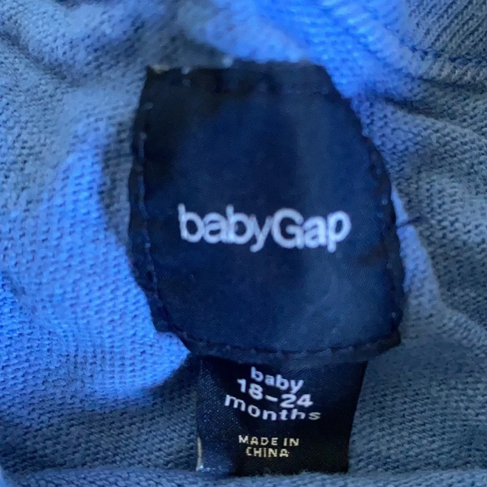 Baby Gap used 18-24 months